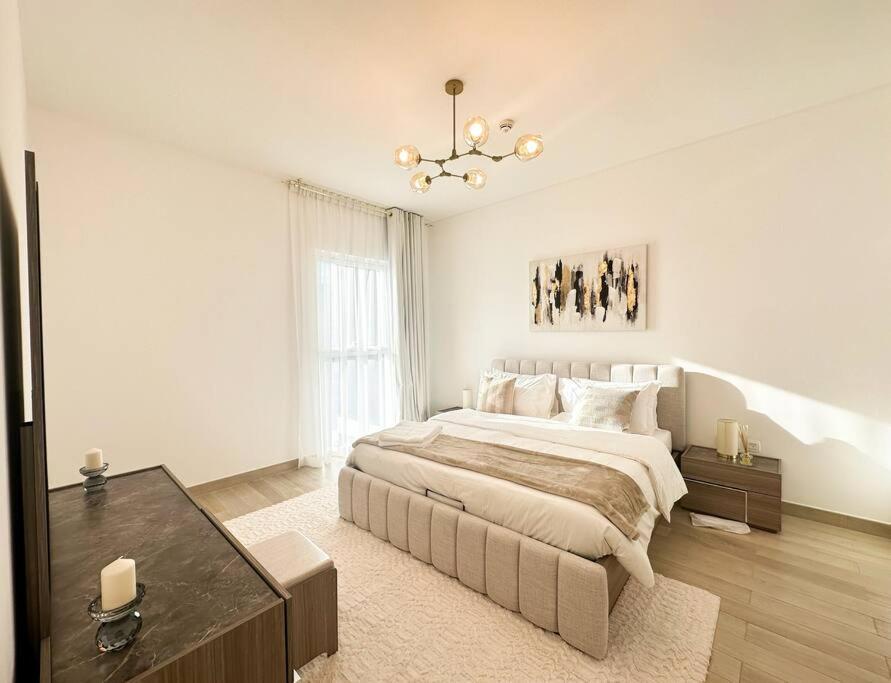 Vibrant 2br View Withpool&gym Access 430b1 * Abu Dhabi