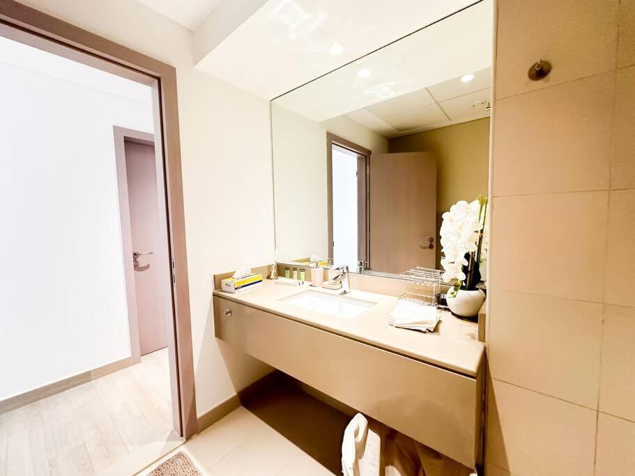 Apartamento Vibrant 2br View Withpool&gym Access 430b1